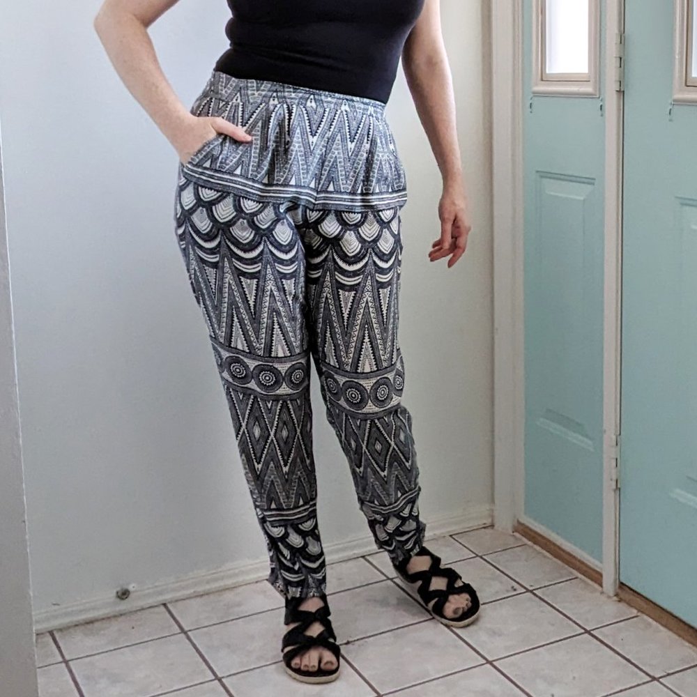 H&M - Black and White High Waisted, Tapered High Rise Pants